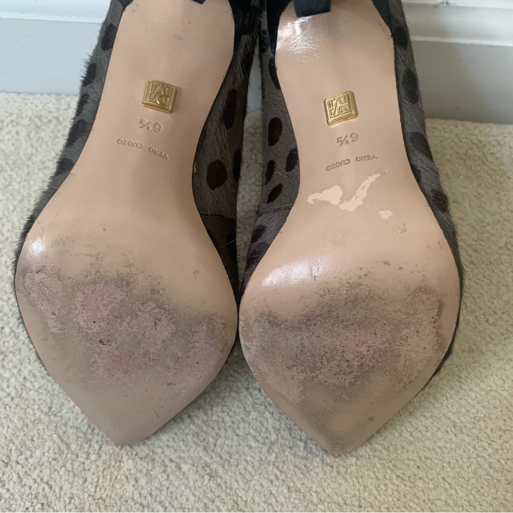 Pour La Victoire Women Size:6 1/2 Brown Pointed Toe Polka Dot Stiletto Heels - Picture 7 of 12